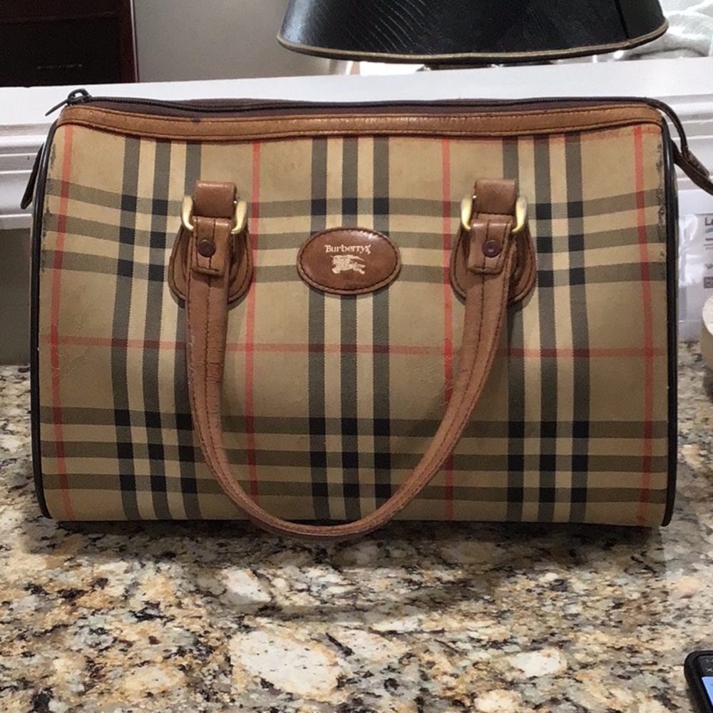 Burberry’s Vintage Check Boston Bag Burberrys with COA